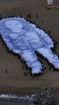 "وجه ميلوني" على ملاك جدارية كنيسة بعد ترميمها يشعل جدلا في روما ووزارة الثقافة ترد